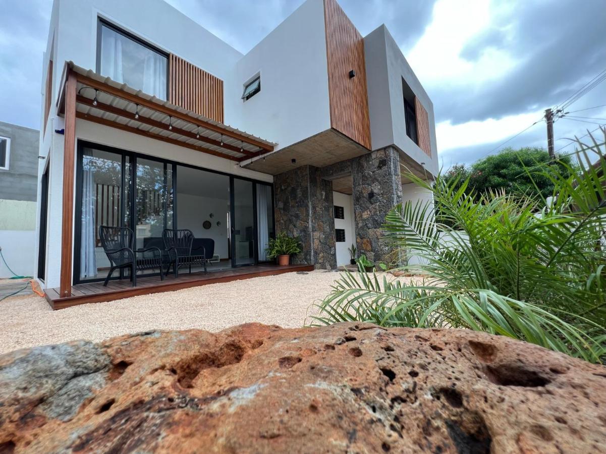 Into The Sun - Modern Holiday Home Альбион Экстерьер фото
